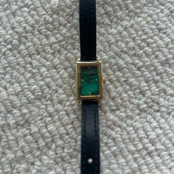 Coach watch - Picture 1 of 3